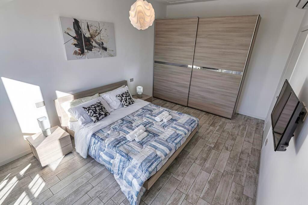 Garda Lake View Apartment Desenzano del Garda Ngoại thất bức ảnh